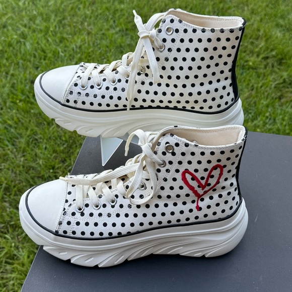 Skechers JGOLDCROWN Dripping Heart Polka Dots Funky Street High Tops Shoes 10 - Picture 11 of 14